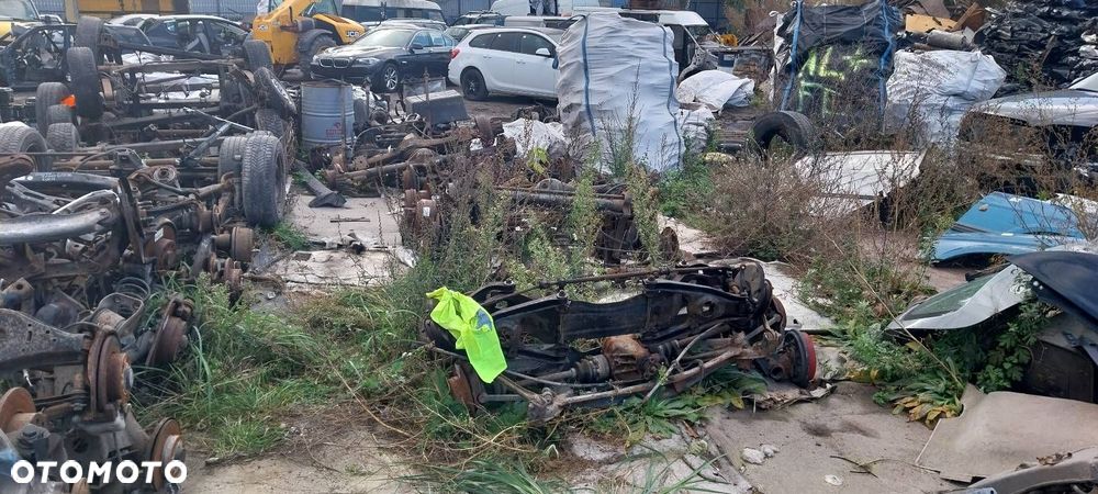 SANKI WÓZEK ZAWIESZENIE PRZÓD PRZEKŁADNIA KIEROWNICZA SKODA 105 S I - 9