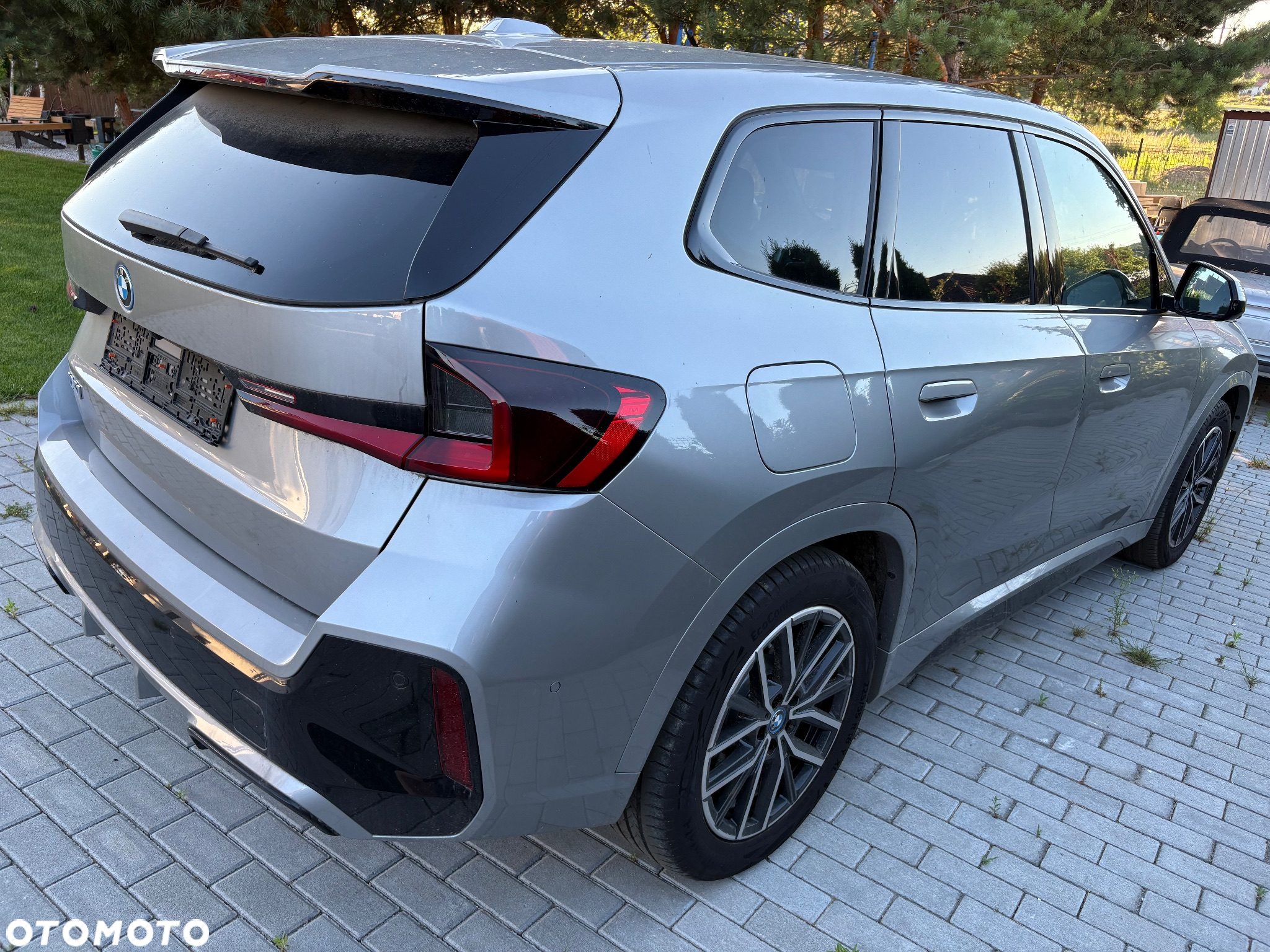 BMW iX1 xDrive30 66.5kWh M Sport - 9