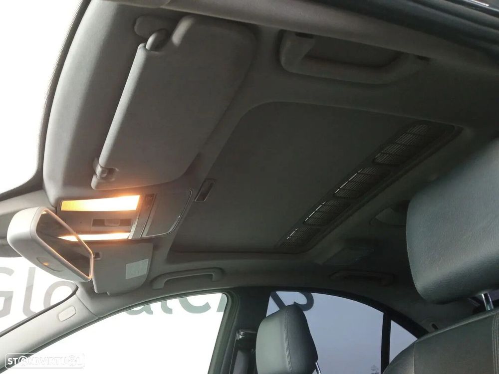 Mercedes-Benz S 320 - 17