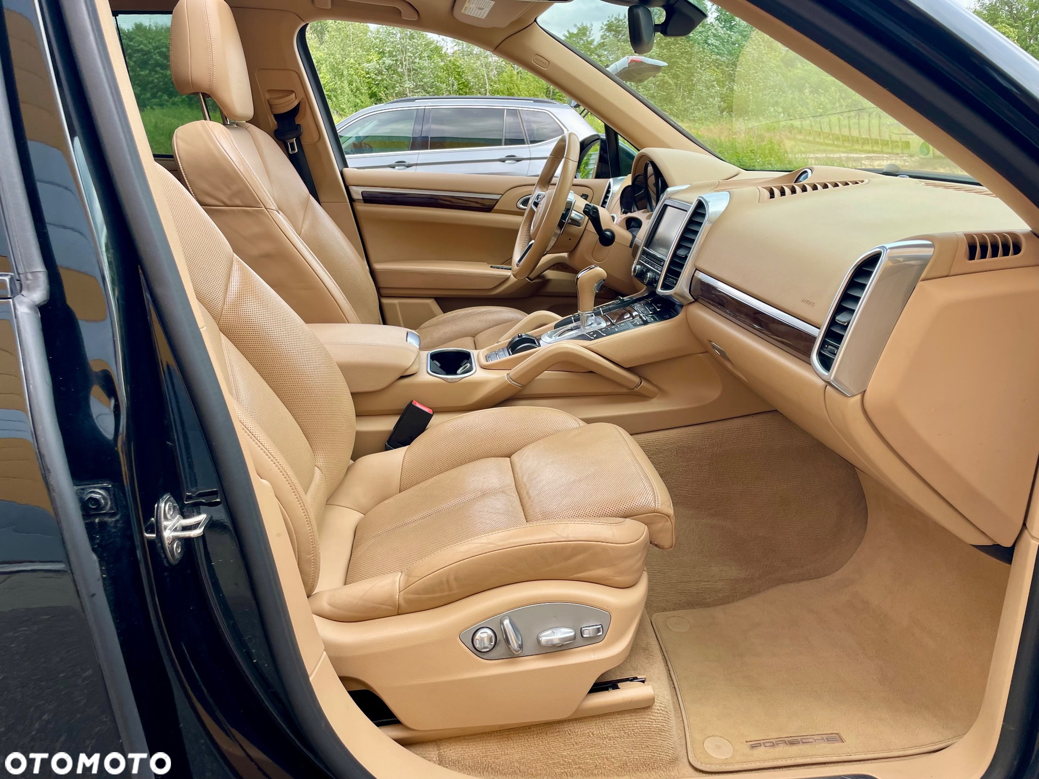 Porsche Cayenne S Platinum Edition - 11