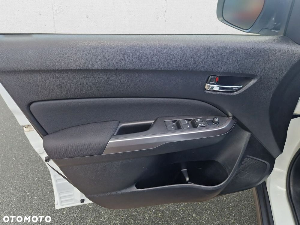 Suzuki Vitara - 10