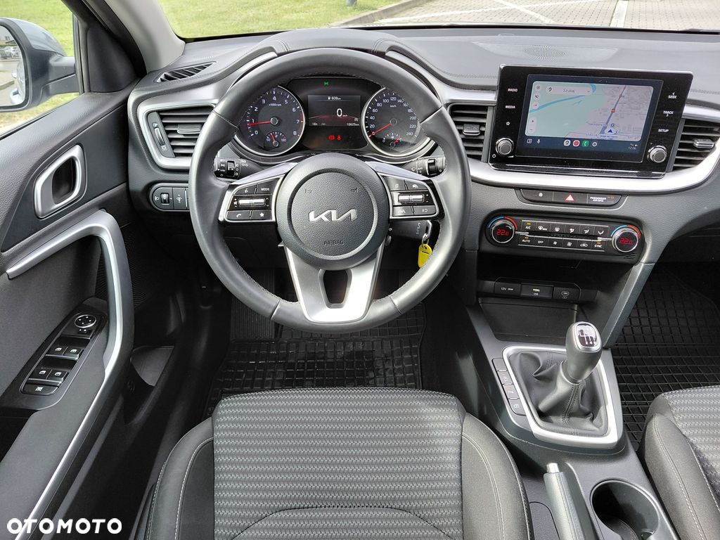 Kia Ceed 1.5 T-GDI M - 13