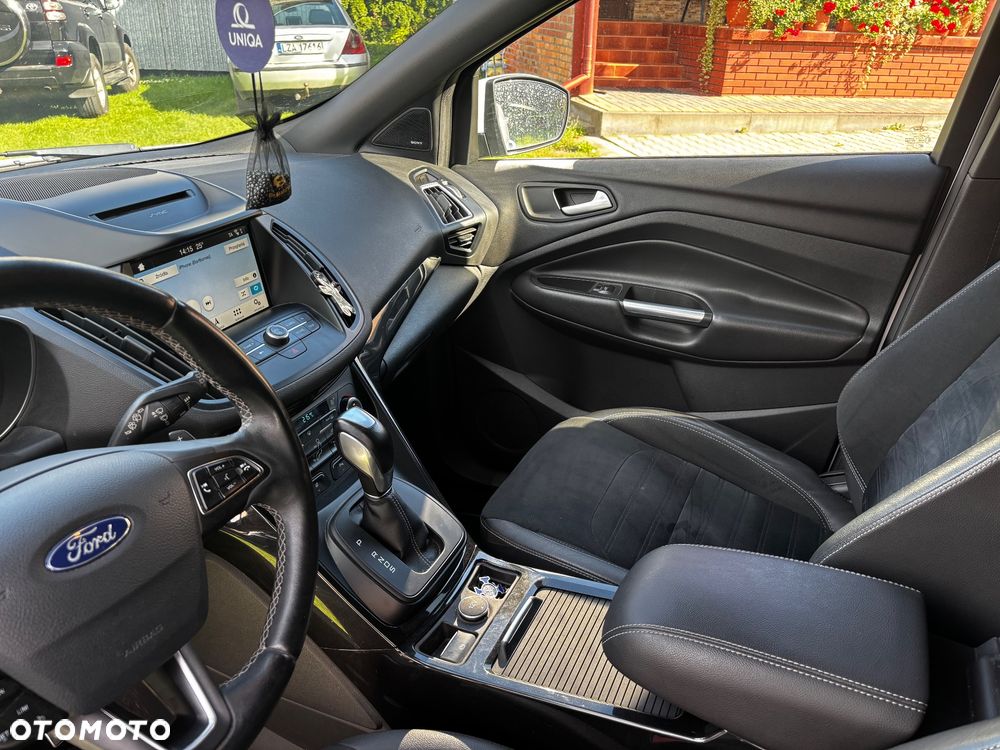 Ford Kuga 2.0 TDCi AWD ST-Line - 12