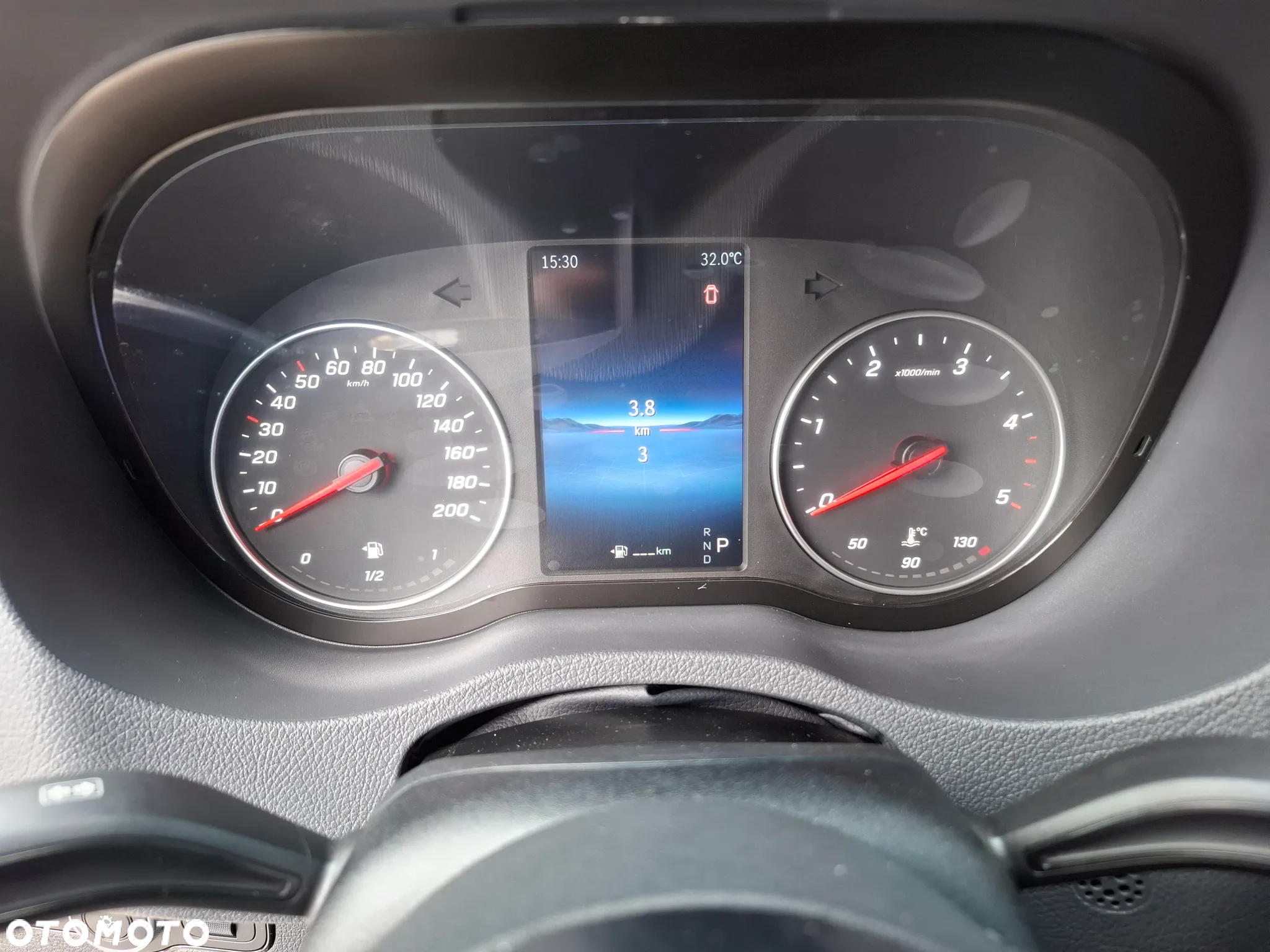 Mercedes-Benz Sprinter 317 CDI Furgon PRO długi 4325 mm L3H2 - 26