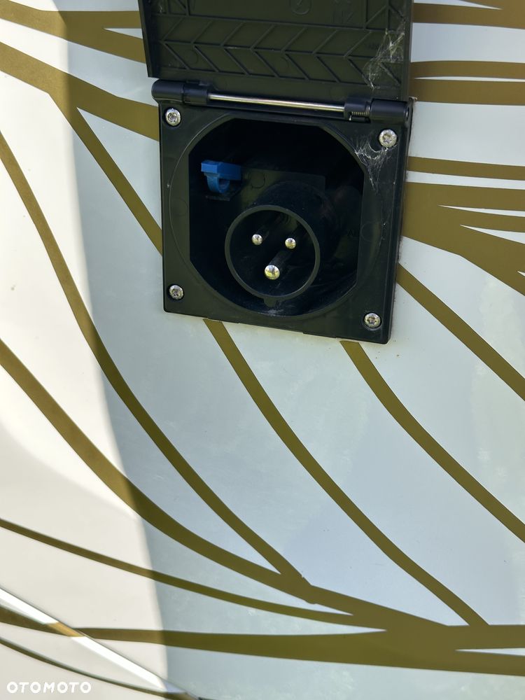 Renault Trafic Wavecamper - 31