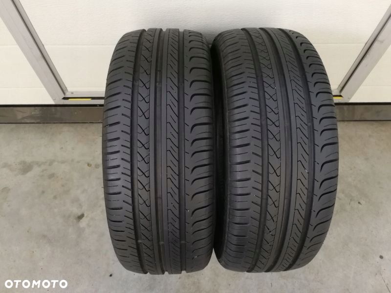 Opony letnie 195/55 R 15 GT Radial Champiro FE1 - 1