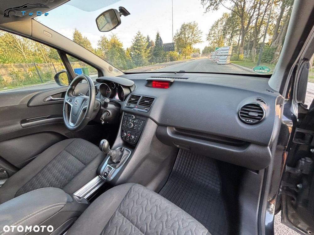 Opel Meriva 1.4 T Edition 150 S&S - 27