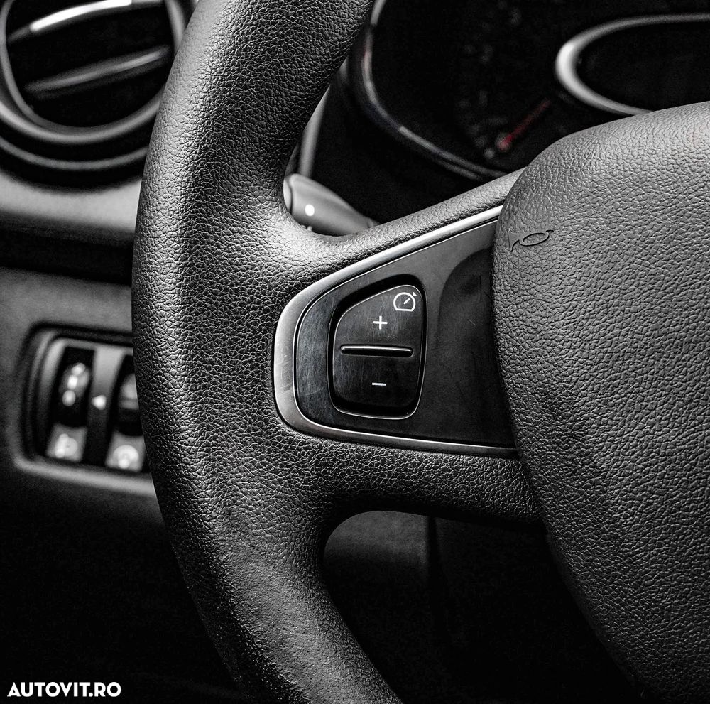 Renault Clio TCe Life Evo - 17