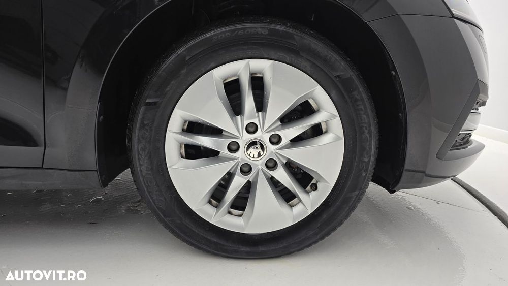 Skoda Octavia 2.0 TDI Ambition - 23