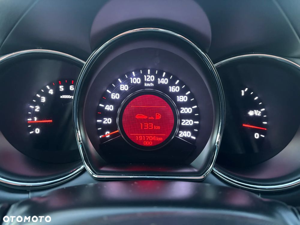 Kia Ceed 1.6 CRDi 128 Dream Team Edition - 25