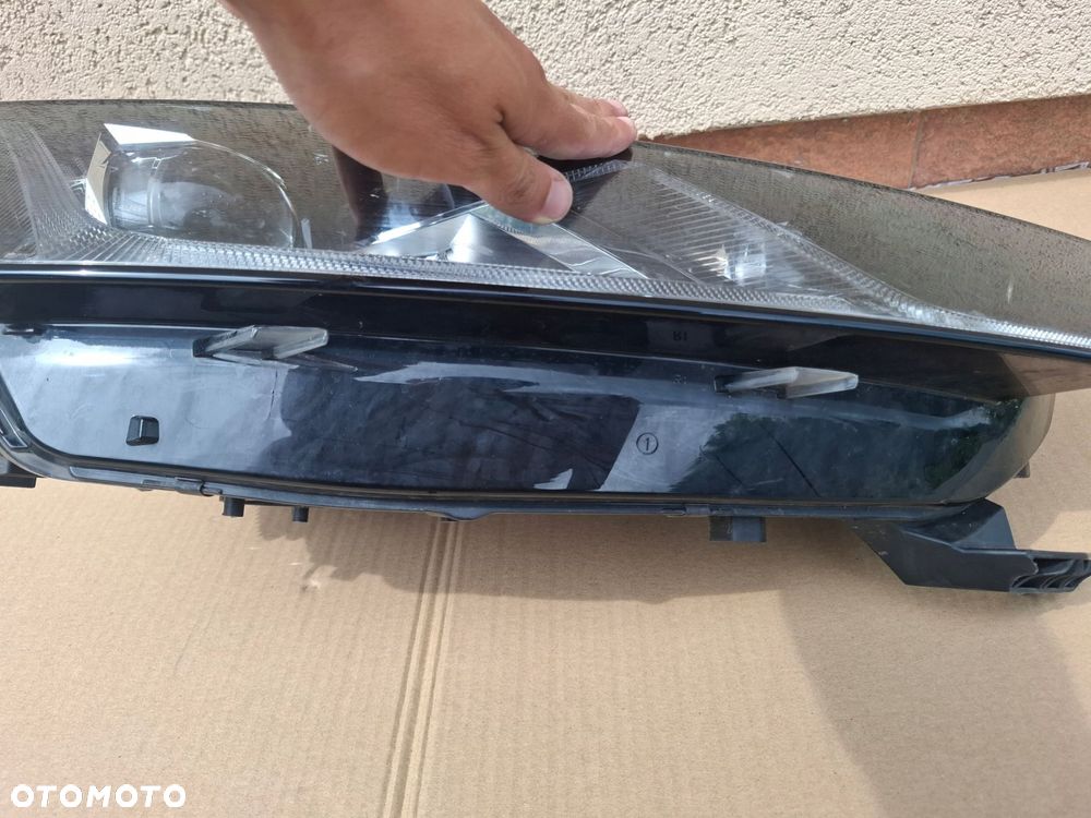 lampa przednia skoda octavia iv full led oryginał - 7