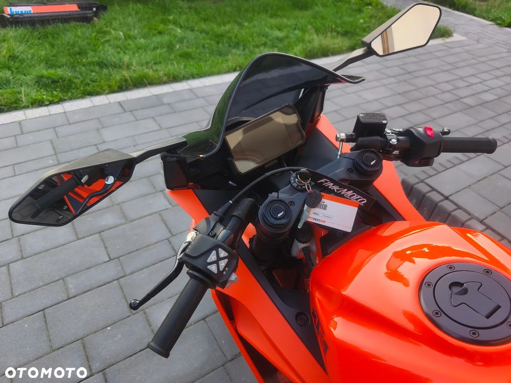 KTM RC 125 - 19