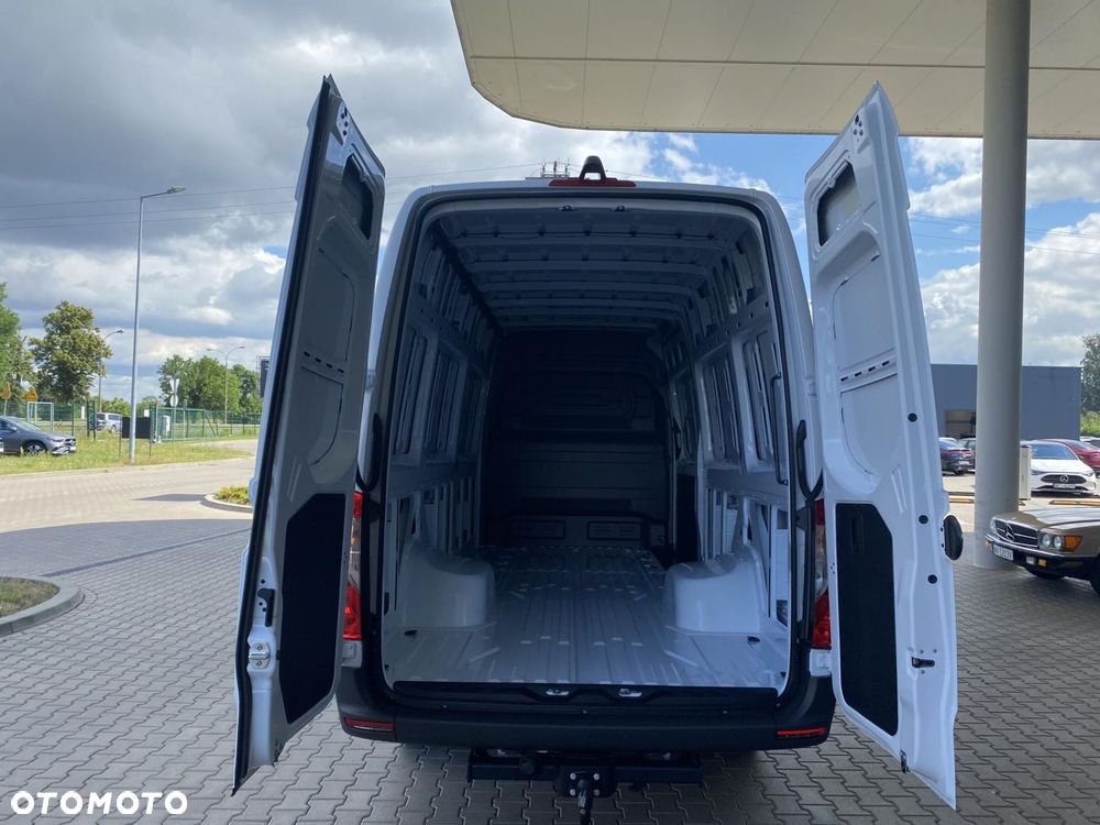 Mercedes-Benz Sprinter - 8