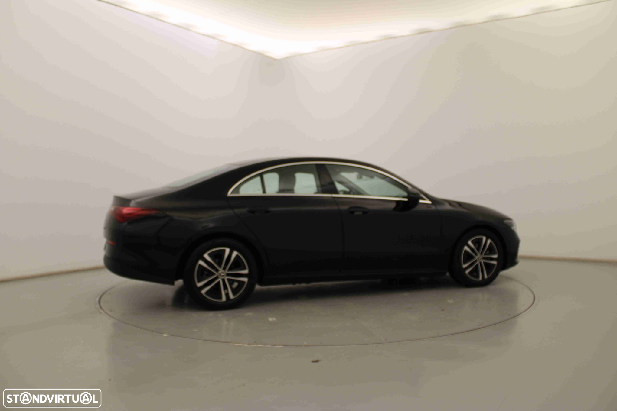 Mercedes-Benz CLA 180 d - 5