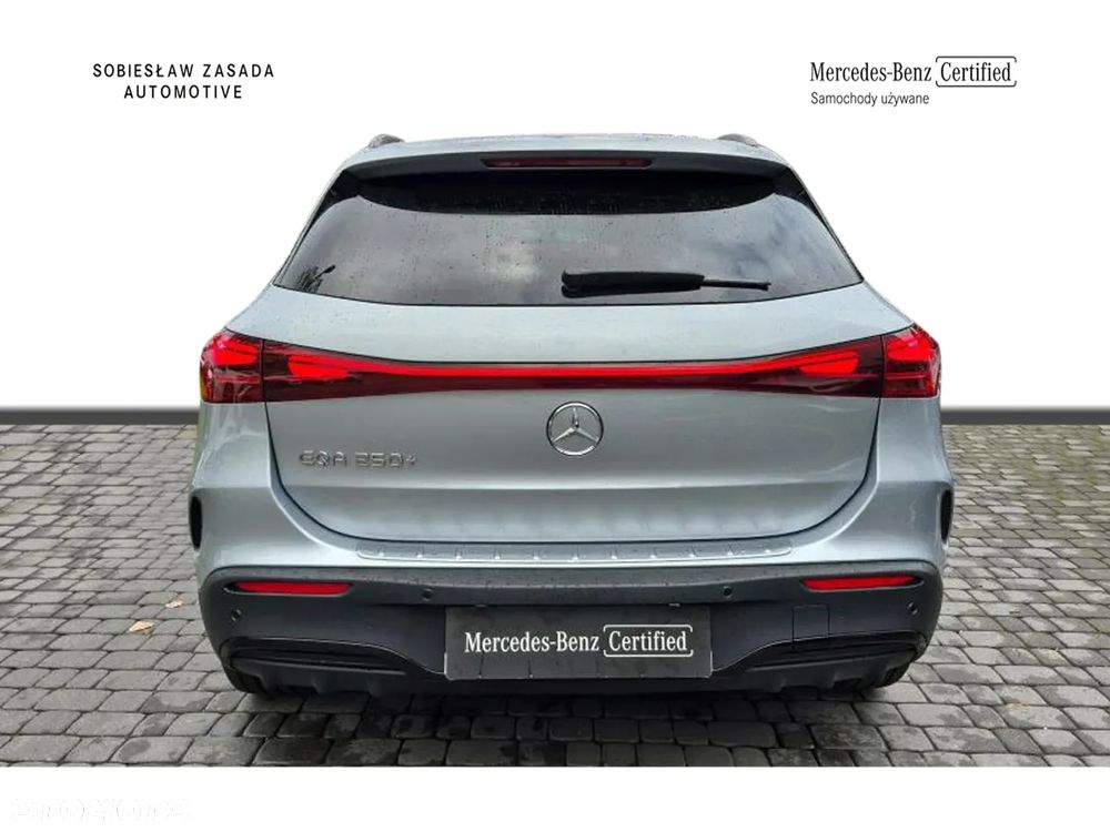 Mercedes-Benz EQA 250+ 70.5kWh AMG Line - 4