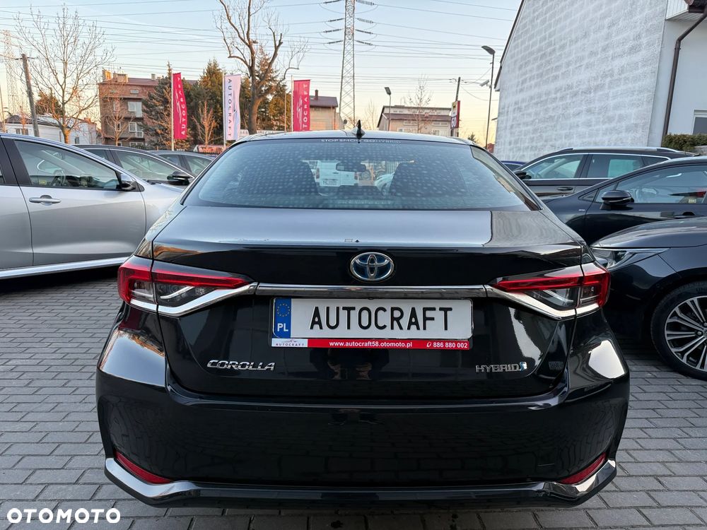 Toyota Corolla 1.8 Hybrid Comfort - 17