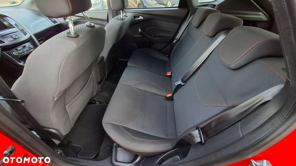 Ford Focus 1.5 EcoBoost STart-Stopp-System ST-LINE - 12