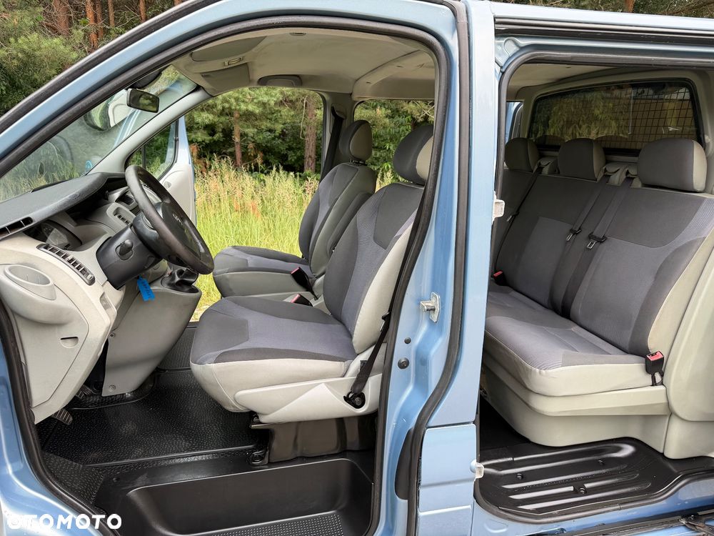 Opel Vivaro - 17