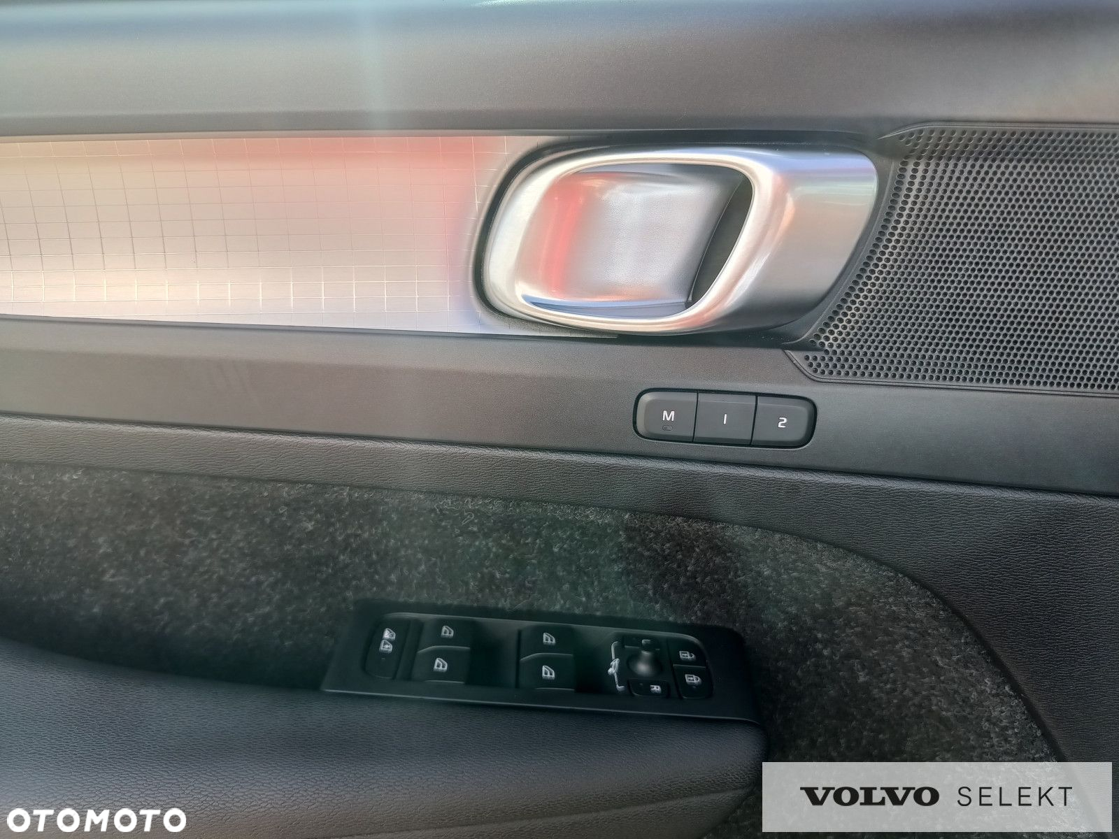 Volvo XC 40 - 24