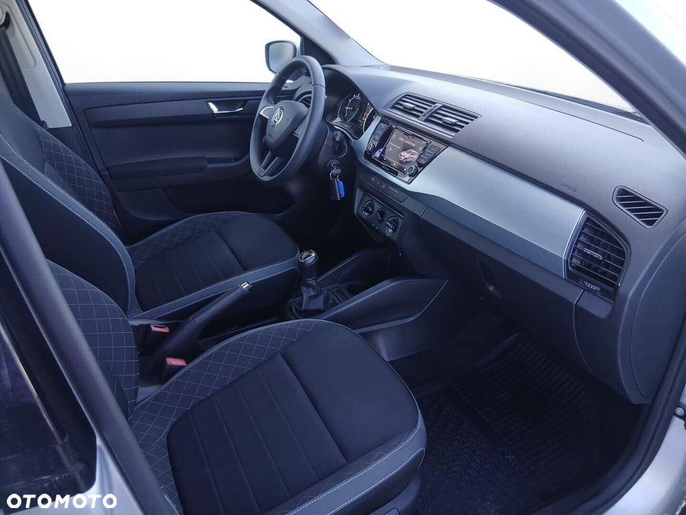 Skoda Fabia 1.0 TSI Ambition - 19