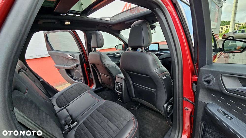 Ford Kuga 2.5P PHEV FWD ST-Line - 36