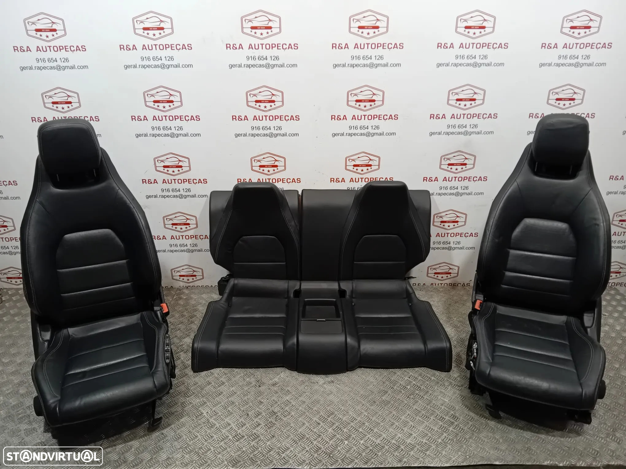 Conjunto de Bancos Mercedes Class E AMG Coupe W207 em Pele Original - 18