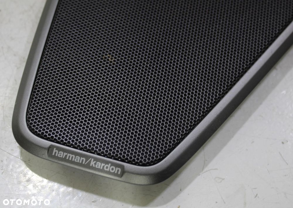 KRATKA GŁOŚNIKA HARMAN KARDON PÓŁKI TYLNEJ PRAWA BMW G20 7482402 - 2
