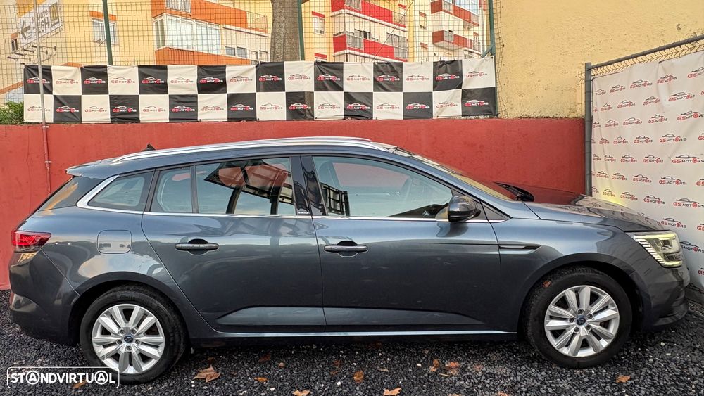 Renault Mégane Sport Tourer - 7