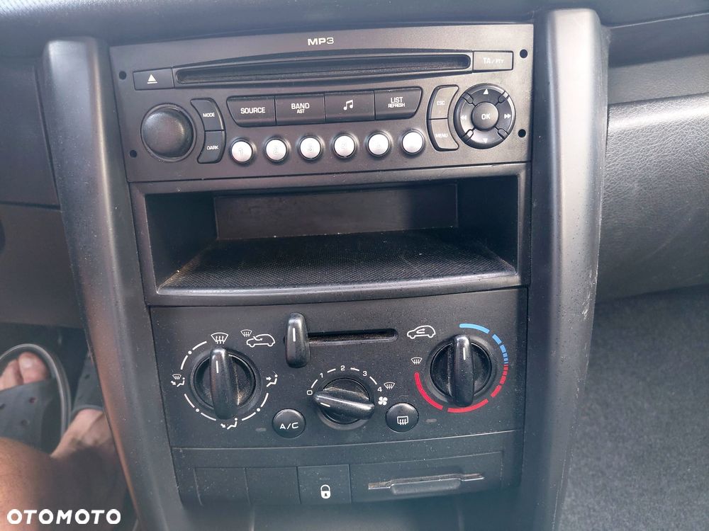 Peugeot 207 95 VTi Urban Move - 19