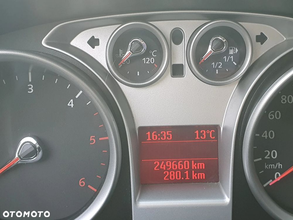Ford Focus - 15