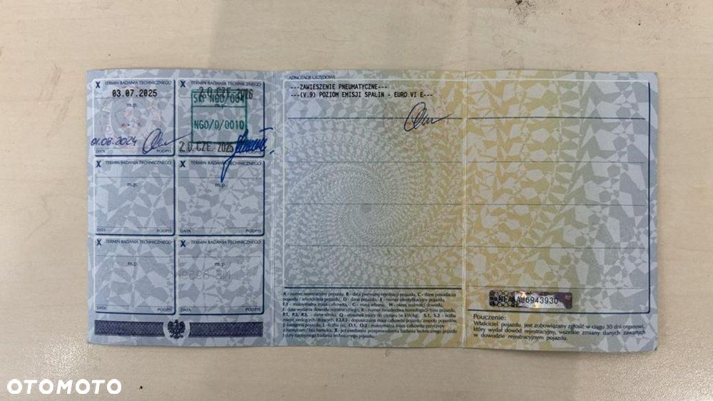 Mercedes-Benz Actros - 22