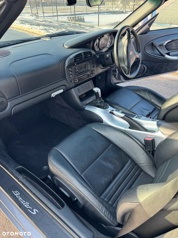 Porsche Boxster - 24