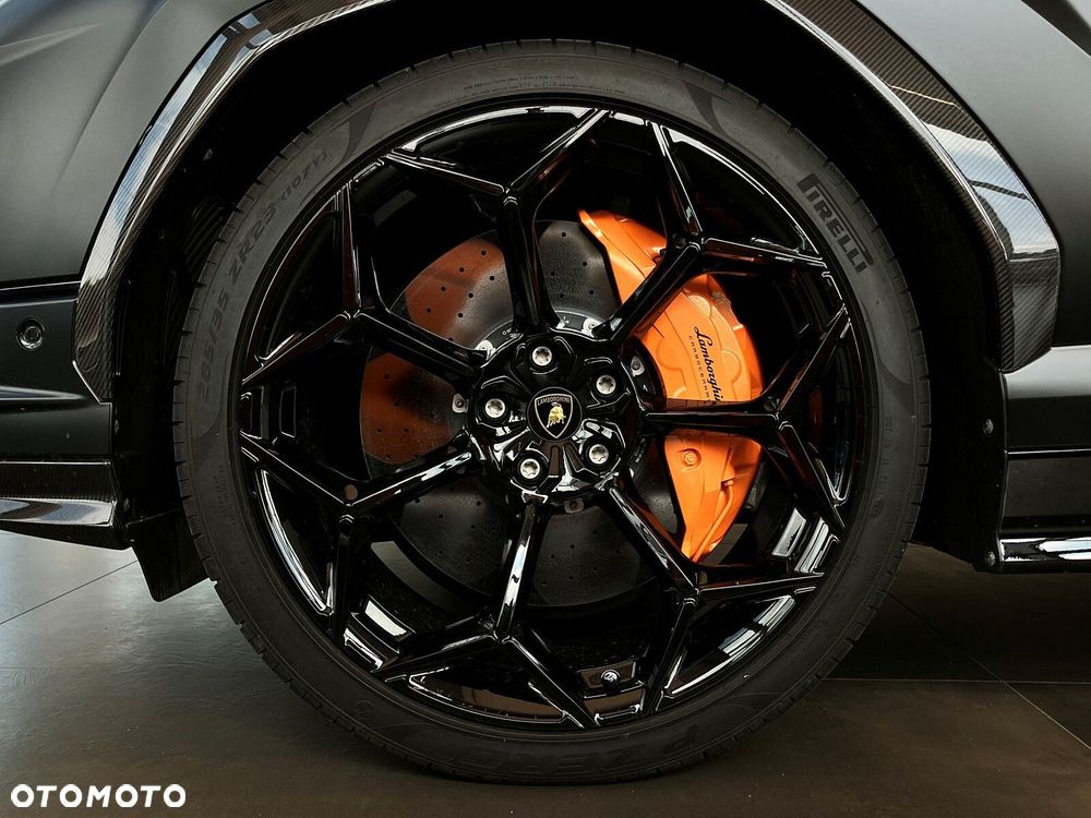 Lamborghini Urus - 31