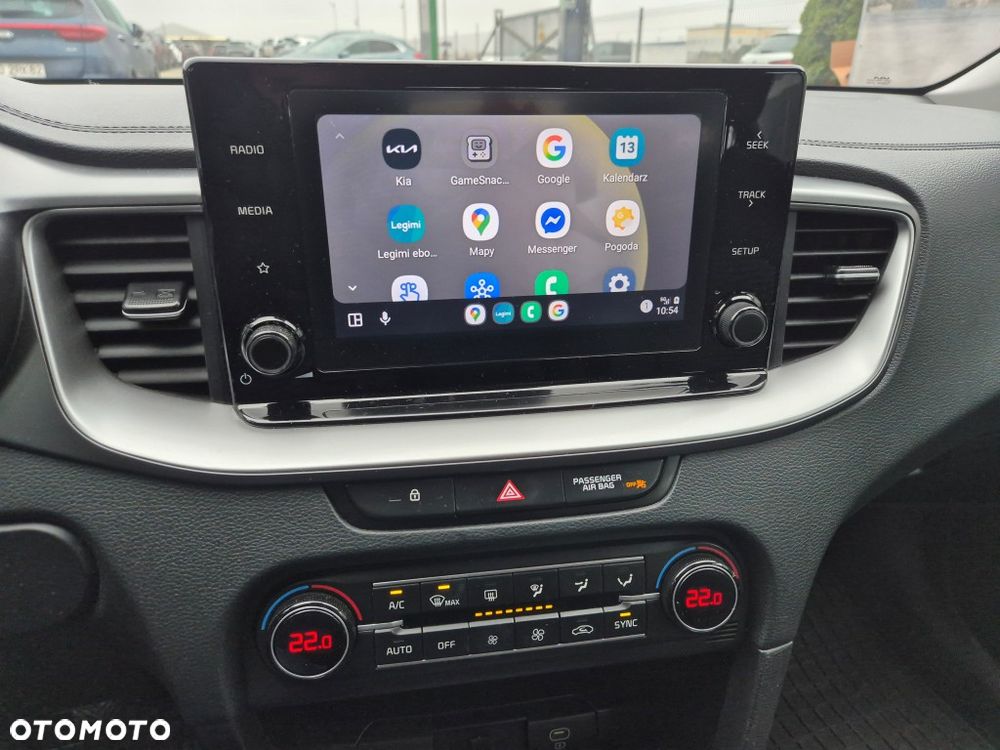 Kia Ceed 1.5 T-GDI M - 10