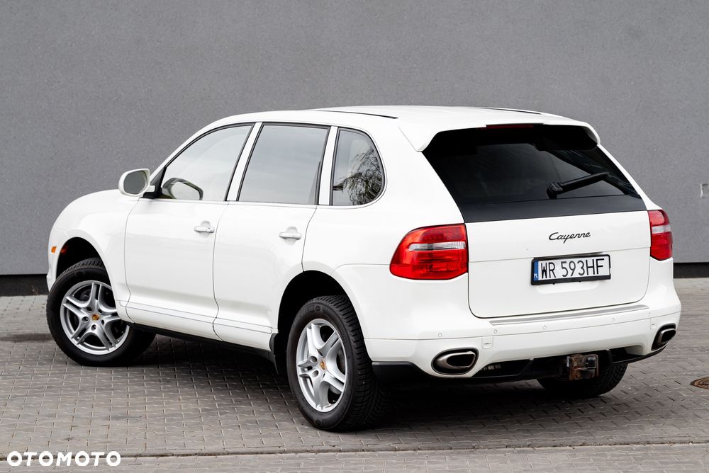 Porsche Cayenne - 12