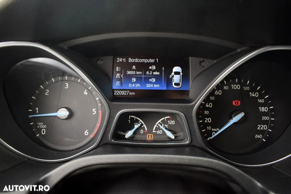 Ford Focus 1.6 TDCI DPF Start-Stopp-System Titanium - 18