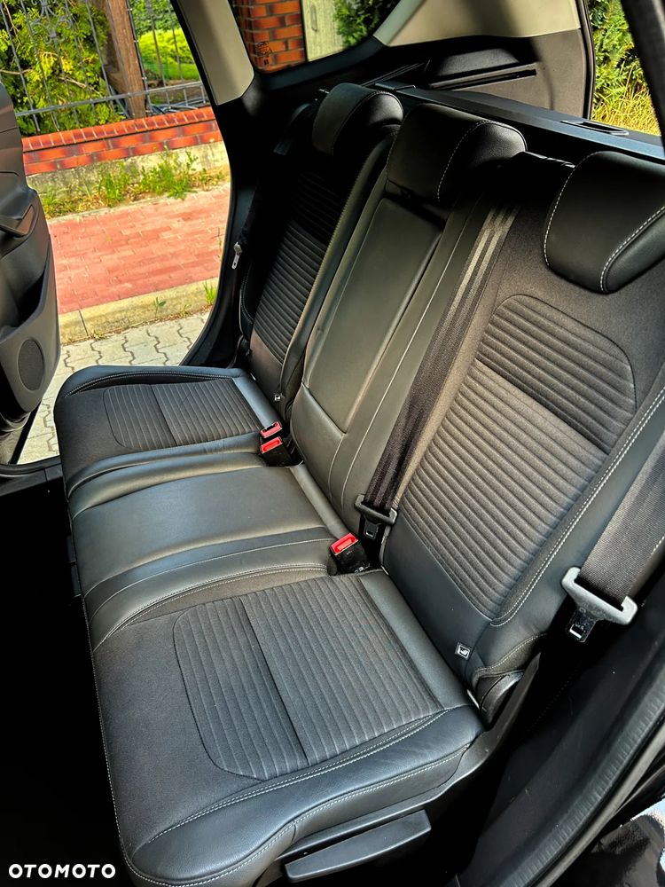 Ford Kuga 1.5 EcoBoost 2x4 Titanium - 35