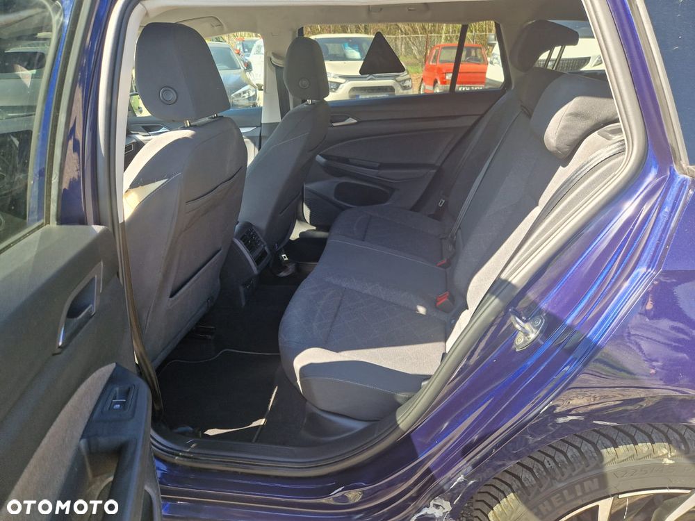 Volkswagen Golf 1.0 eTSI OPF DSG Active - 14