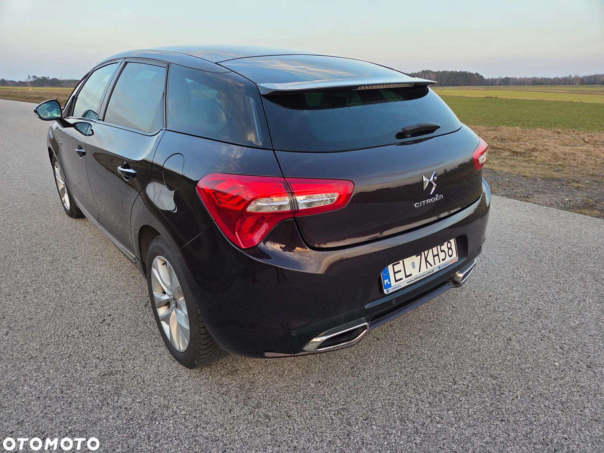 Citroën DS5 2.0 HDi Hybrid4 SoChic MCP - 3