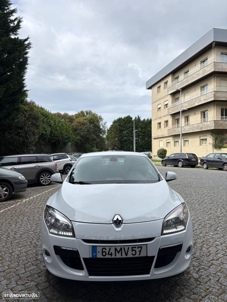 Renault Mégane Coupe dCi 110 FAP Dynamique - 1