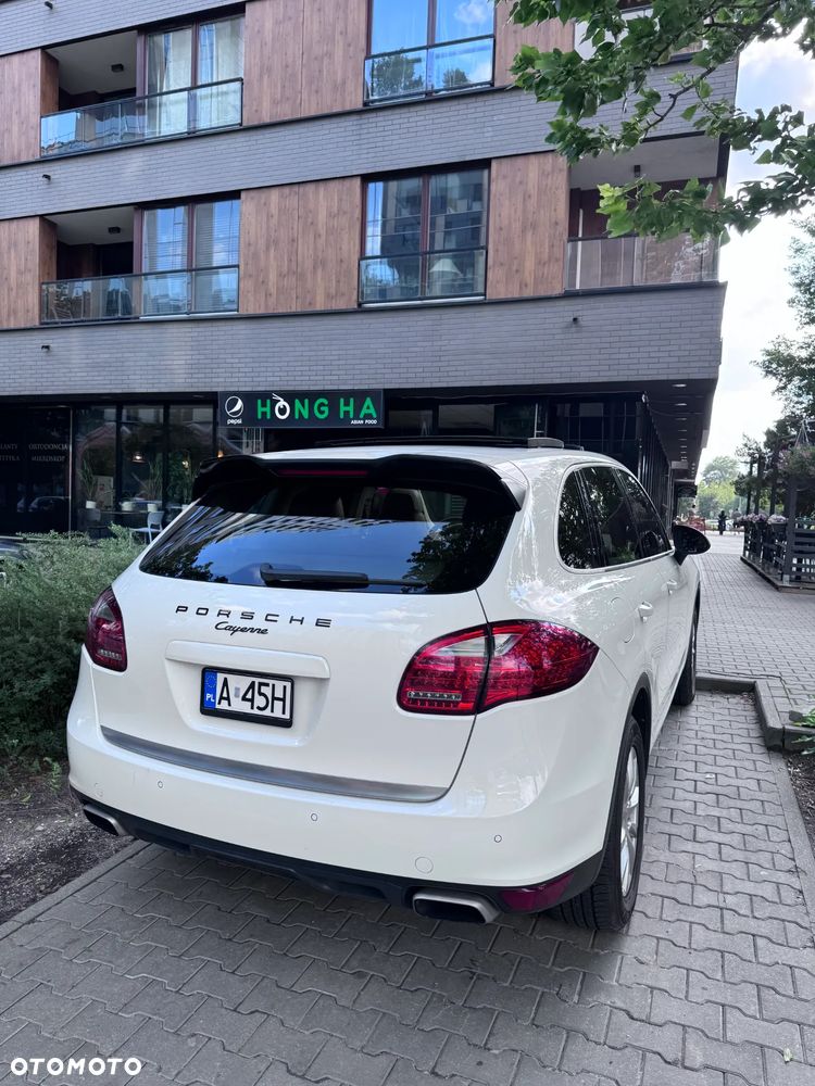 Porsche Cayenne - 8