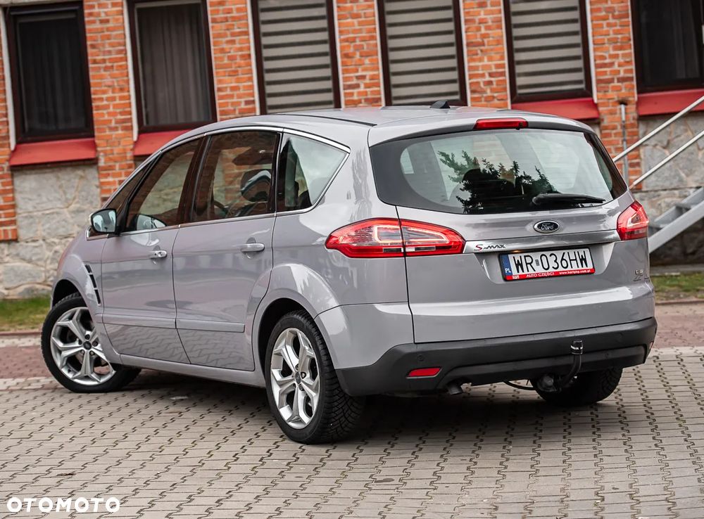 Ford S-Max 2.0 TDCi DPF Champions Edition - 11