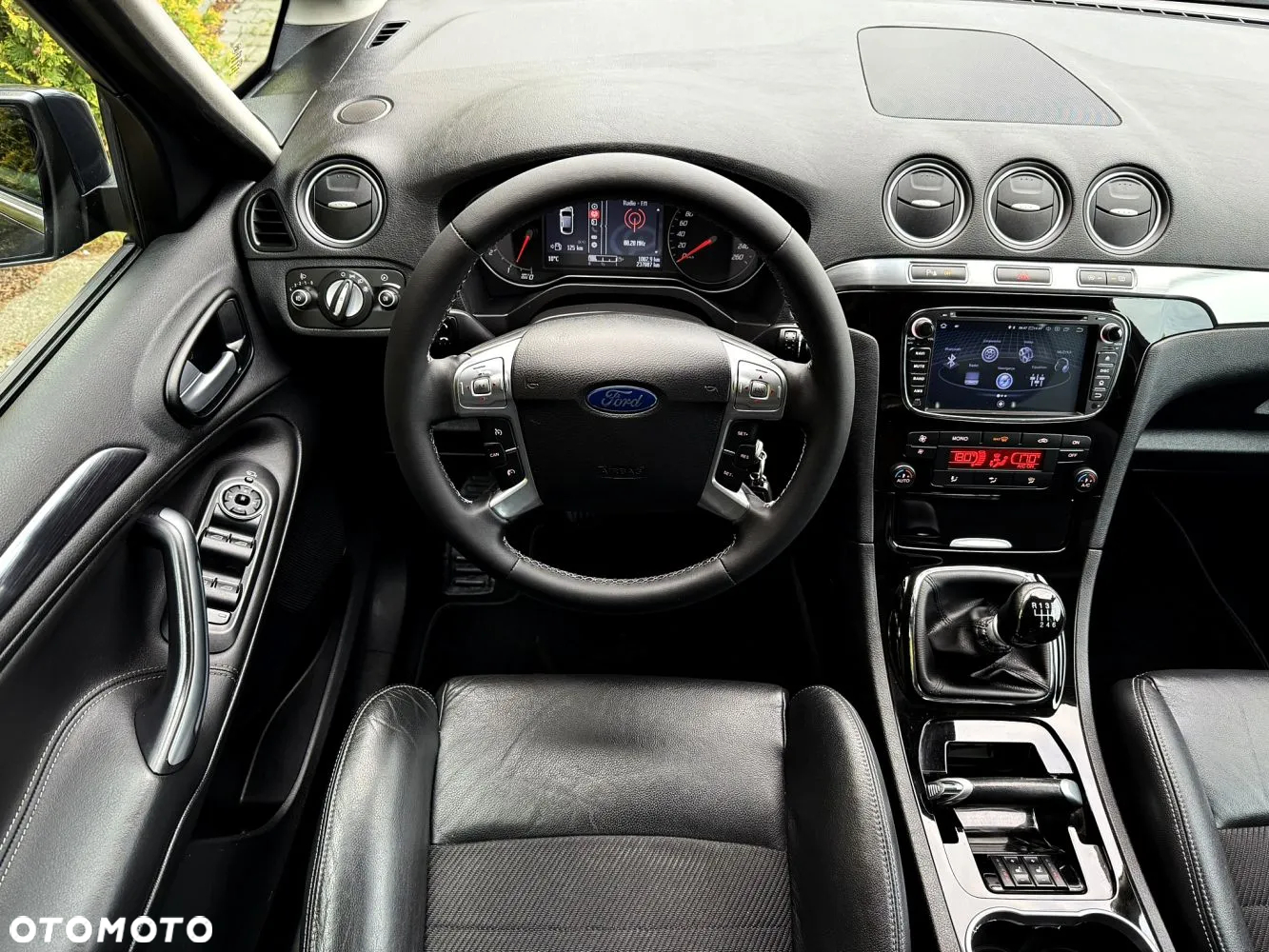 Ford S-Max - 25