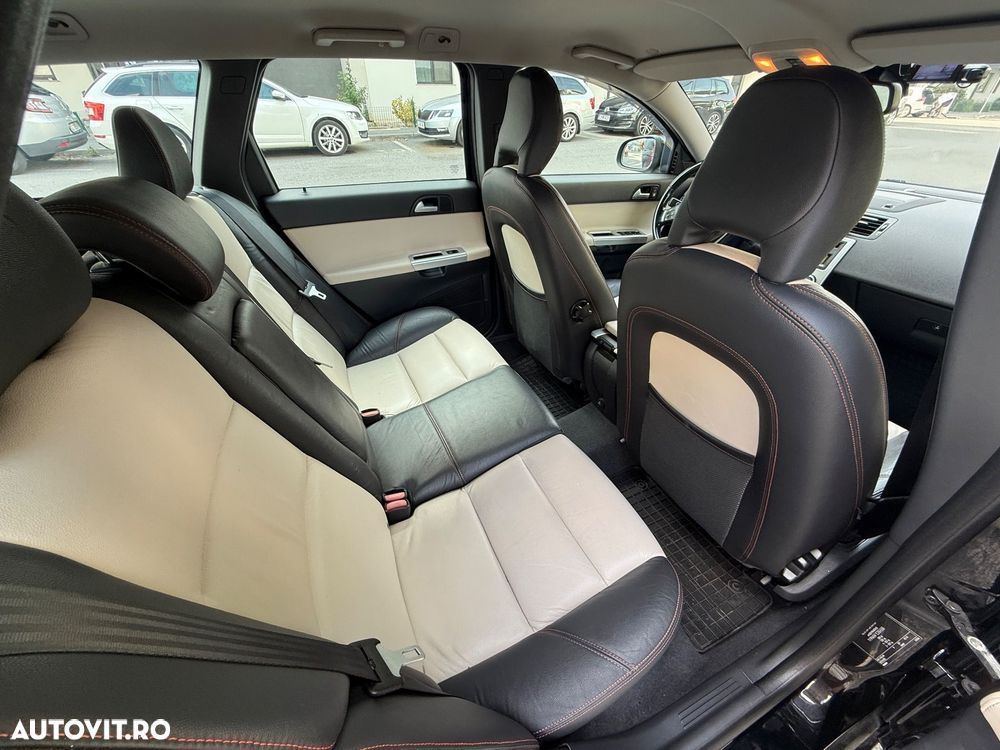 Volvo V50 DPF DRIVe - 9