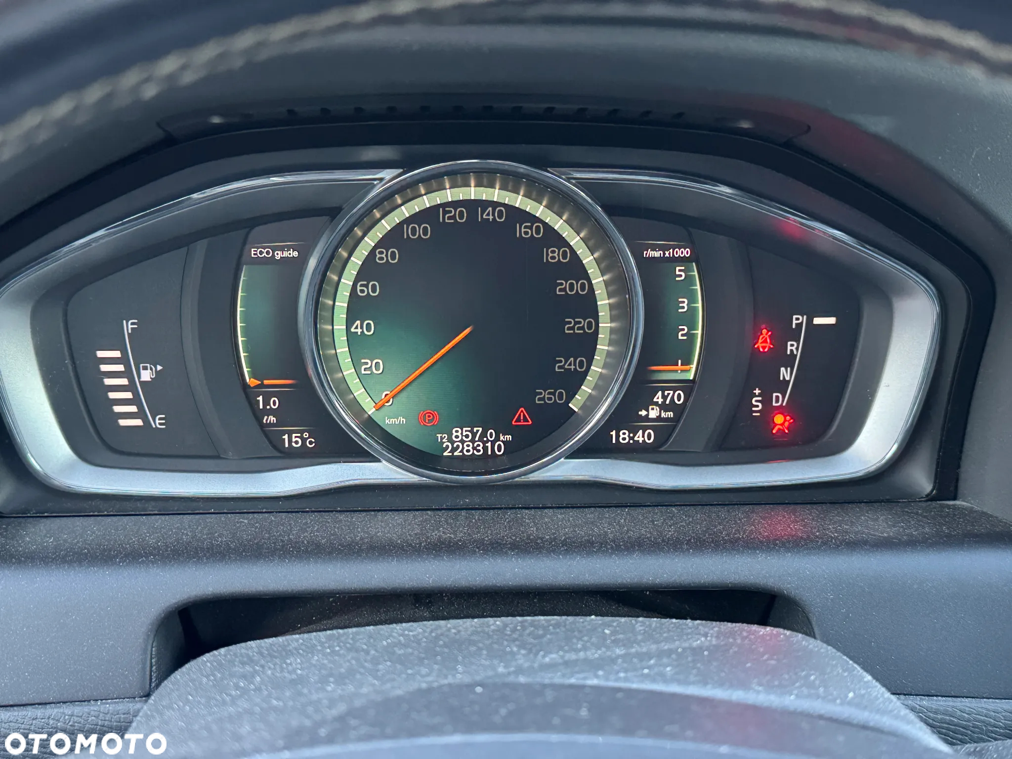 Volvo XC 60 D4 Geartronic RDesign - 17