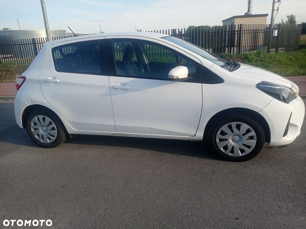 Toyota Yaris - 3