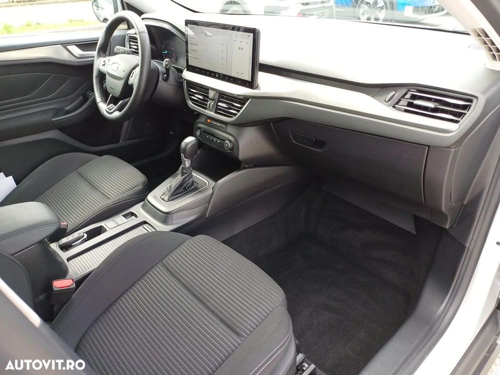 Ford Focus 1.0 EcoBoost Titanium - 23