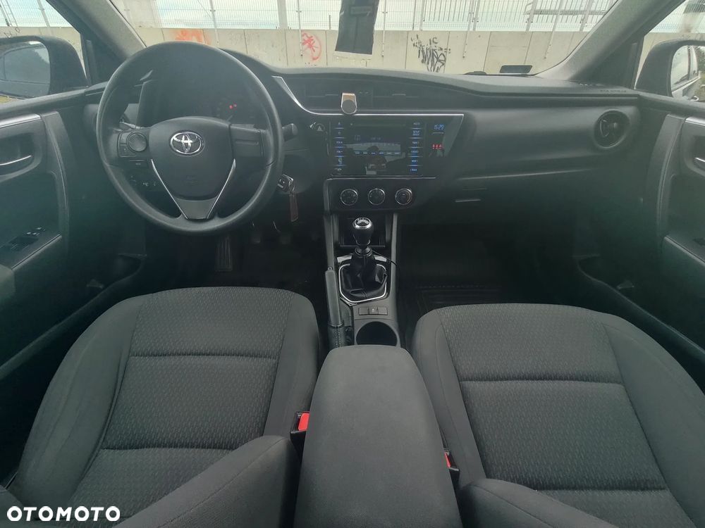 Toyota Corolla 1.33 Active EU6 - 16