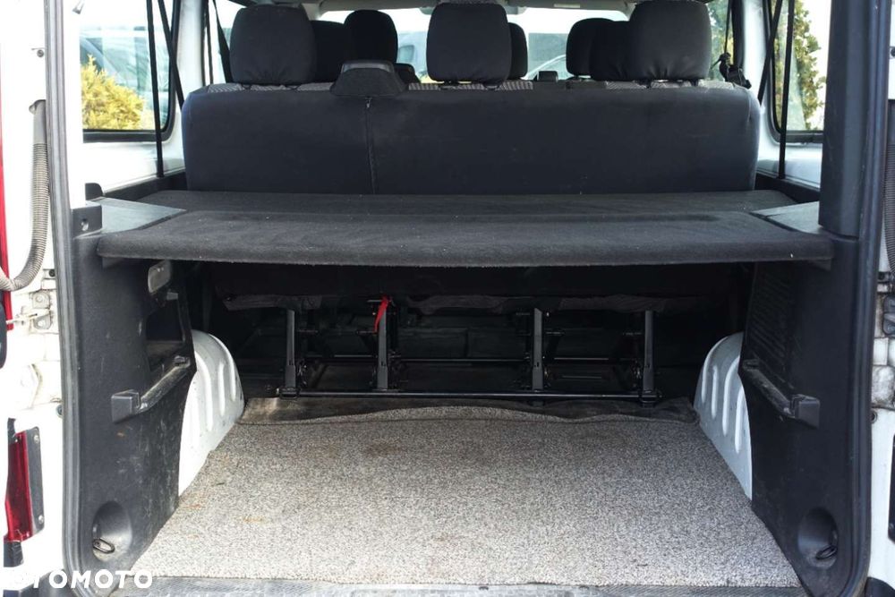 Renault Trafic - 22