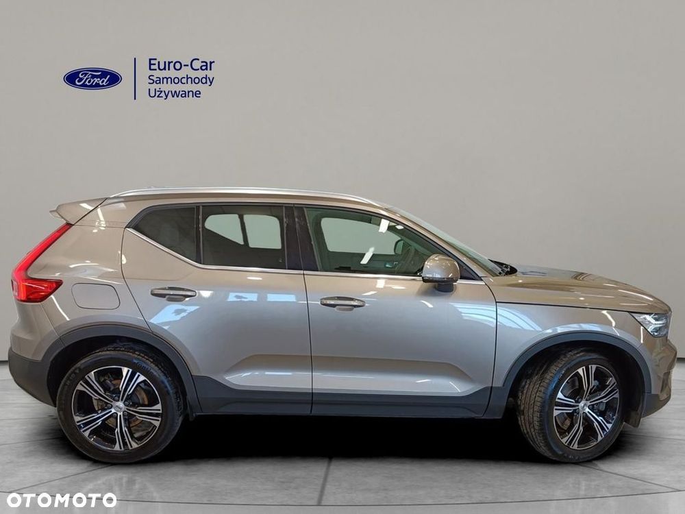 Volvo XC 40 - 4